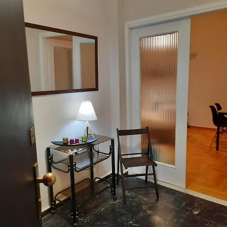 Apartment Cosy In The Heart Of The